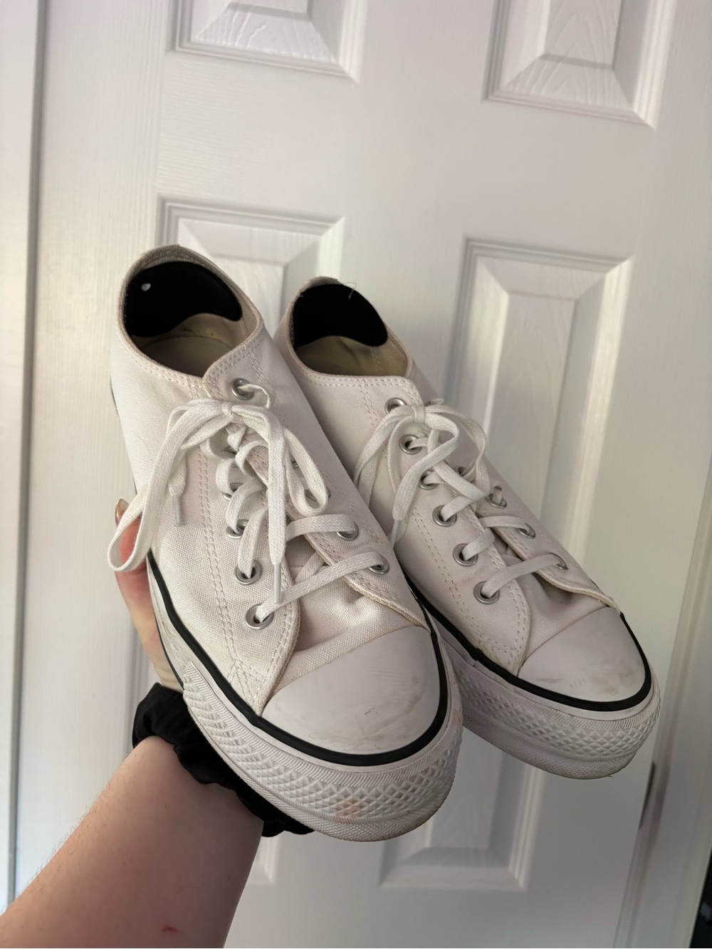 Converse All Stars White Low-Top Canvas Sneakers